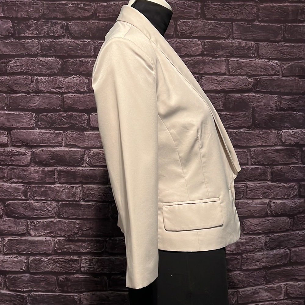 Fitted Style Lapel Collar Blazer, XSmall - Picture 8 of 13